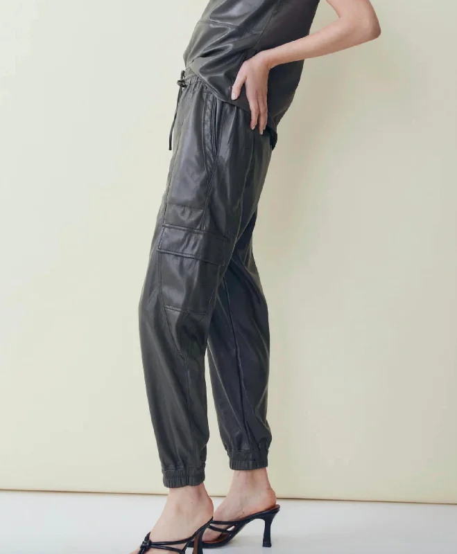 Women's Clothing Boutique Dar Khaki Joggers In Dark Khaki