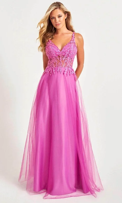 Street Style Fashion Faviana 11055 - Applique V-Neck Prom Gown