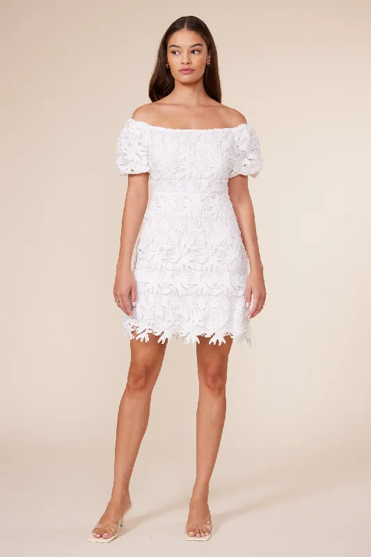 Casual Chic Fae Lace Mini Dress