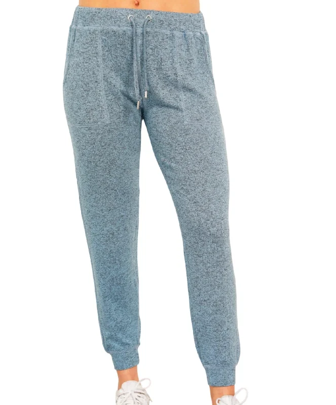 Relaxed Style Solid Jogger In Wind