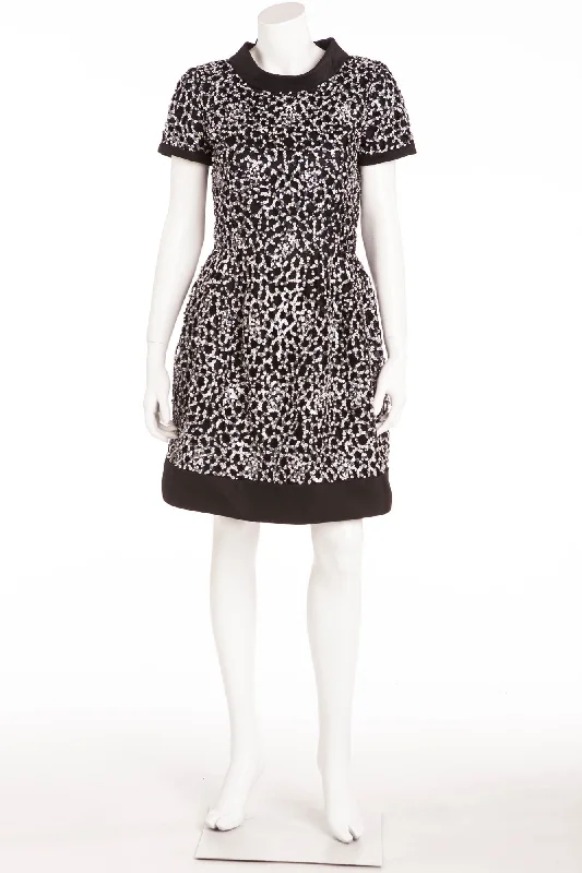 Chic Wardrobe Oscar De La Renta - Camellia Sequined Silk Mini Dress NWT - 8