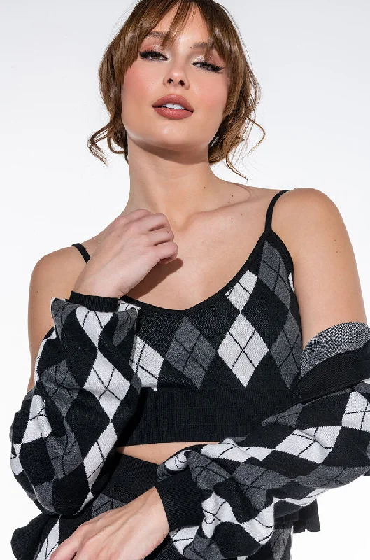 End Of Season Clearance BIRDIE ARGYLE KNIT CROP TOP