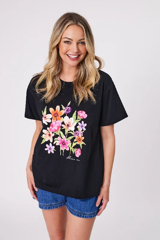 Minimalist Style Shine On Label Floral Fantasy Tee Washed Black