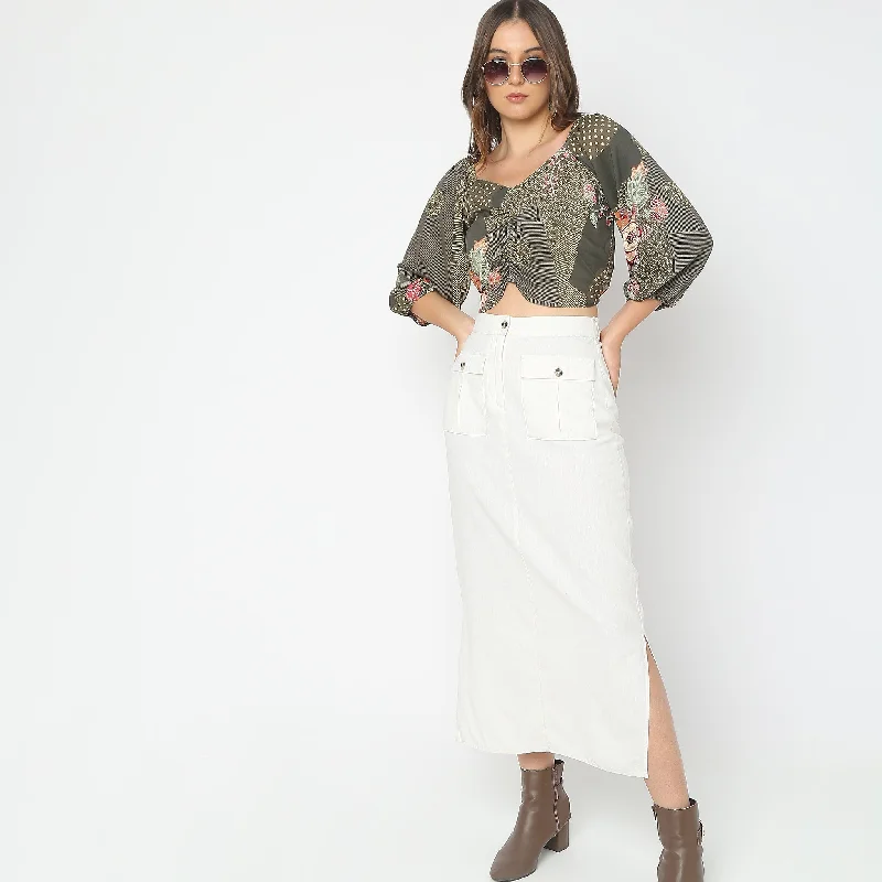 Modern Women’s Fashion with Vintage Touches Regular Fit Printed Crop Top