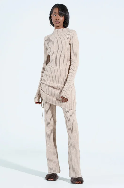 Trend Alert CHIC IS MY MIDDLE NAME KNIT PANT