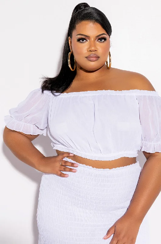 Daily Deals PLUS DELILAH OFF THE SHOULDER CROP TOP