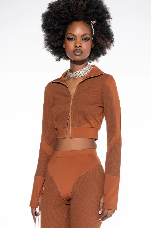 Runway Inspired Wear CHARIS RIBBED CROP ZIP TURTLENECK